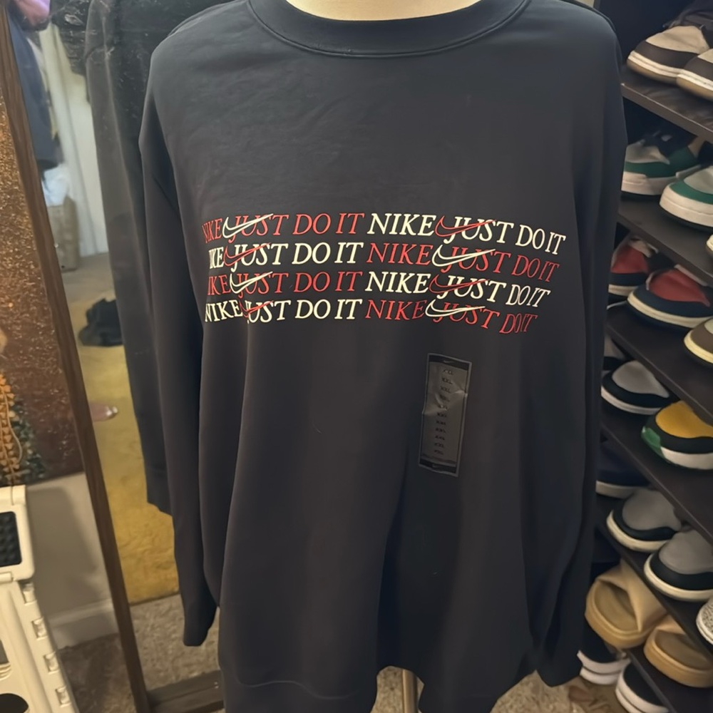 Nike women’s fleece nwt